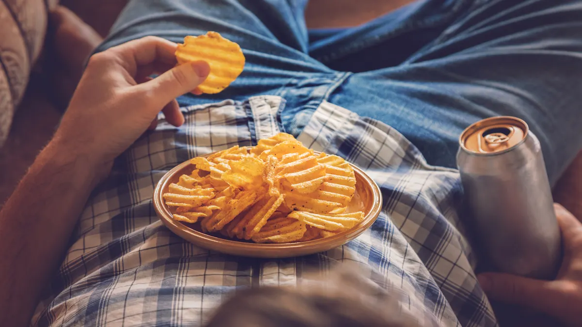 man-eating-unhealthy.jpg